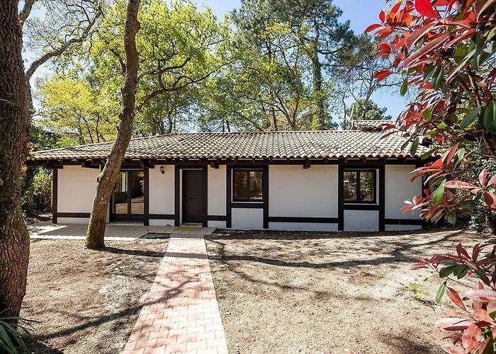 Indigo Proche Villa *